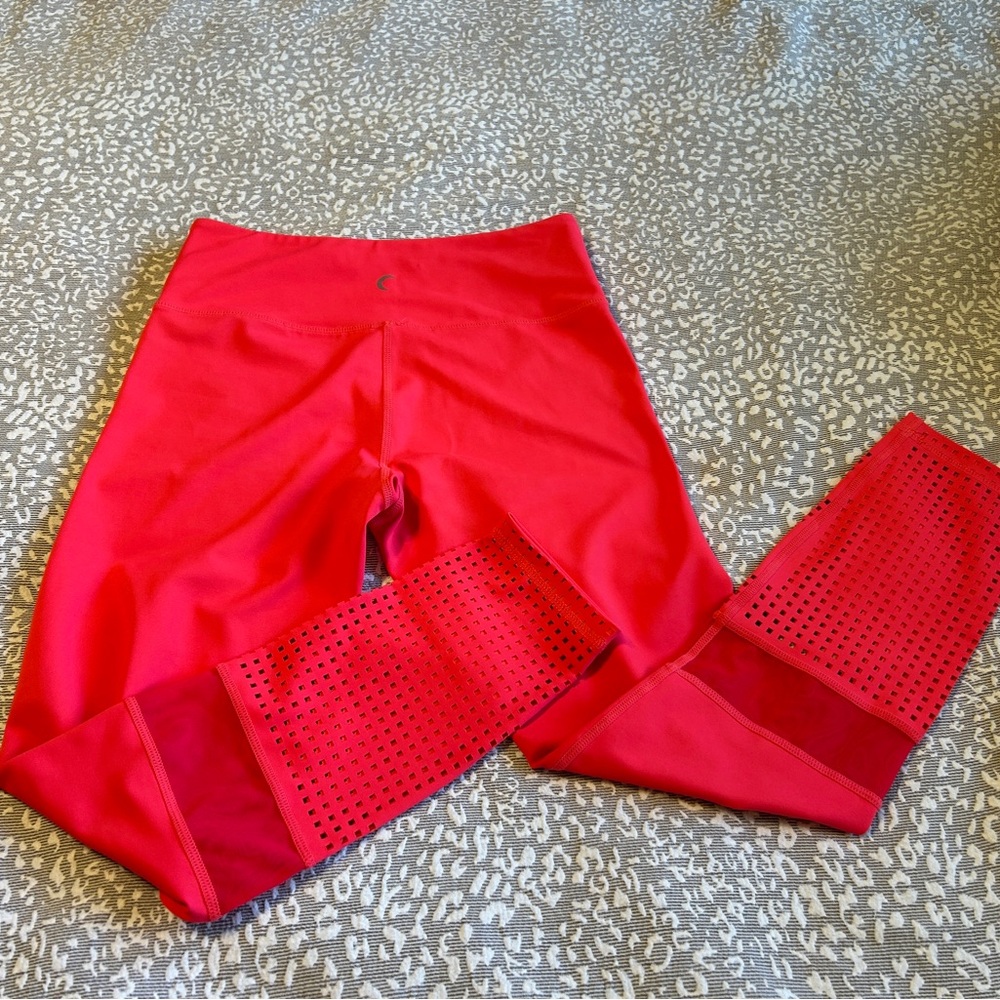 Zyia light n tight leggings. 6-8